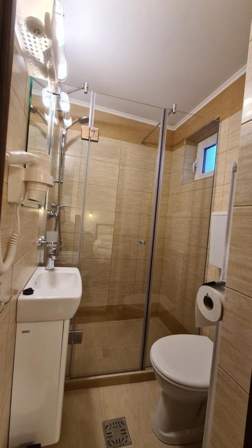 Pensiunea Madalina Durau Luaran gambar